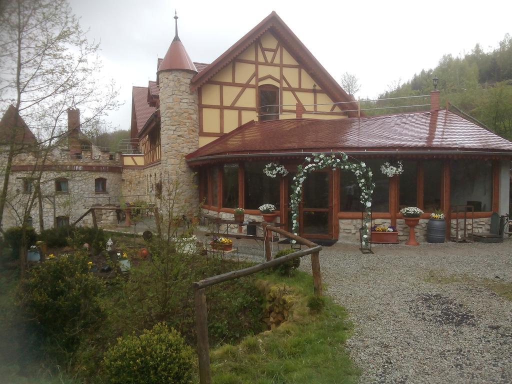 Bed and Breakfast Zbojna Debra Golejów Esterno foto